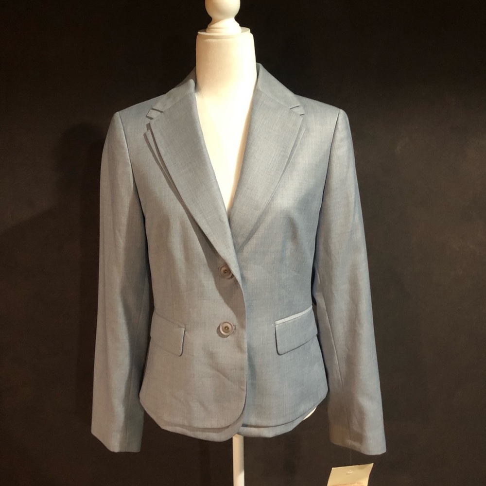 NWT (2 piece) Nine West suit, light blue / gray.